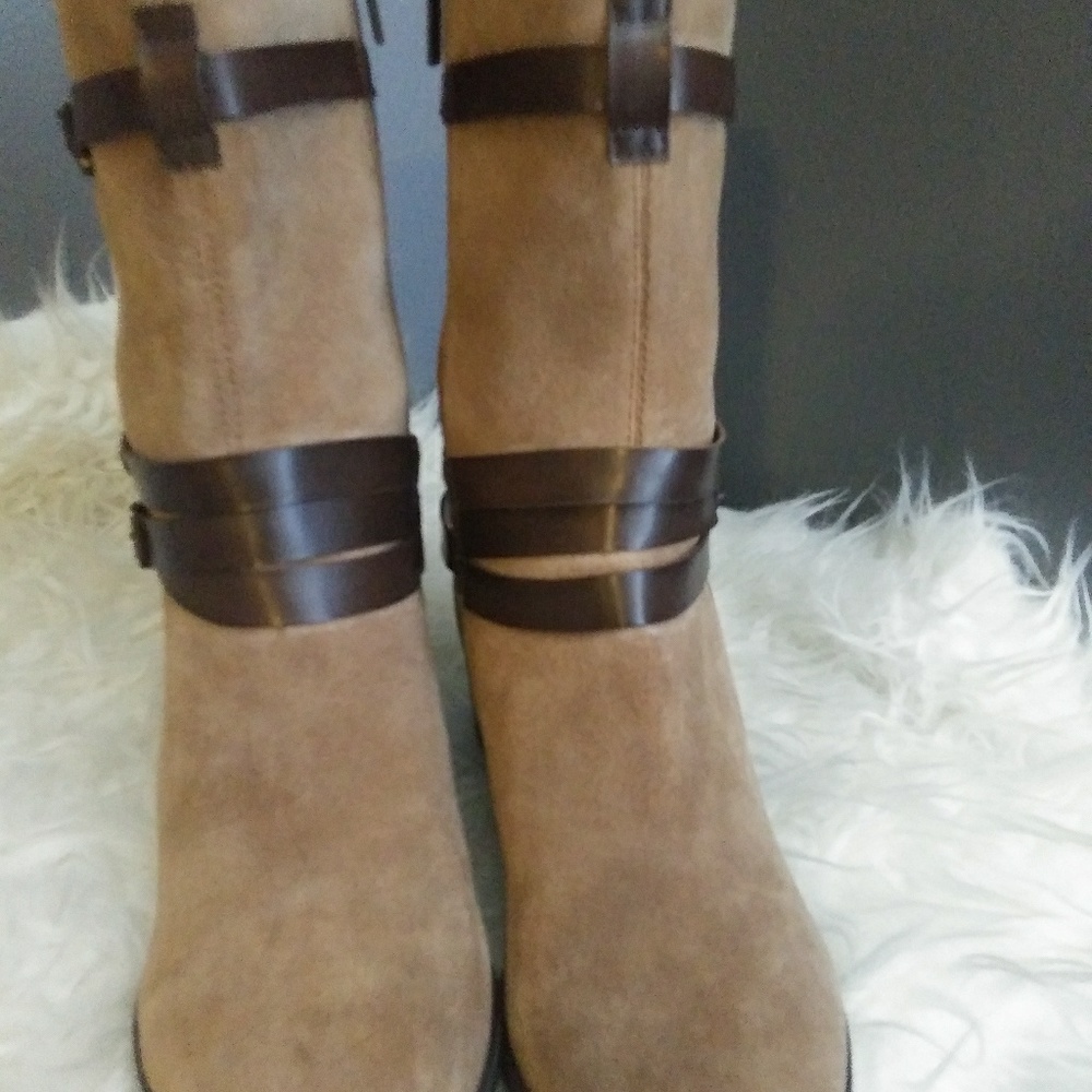 Bandolino Suede Boots - Picture 3 of 8